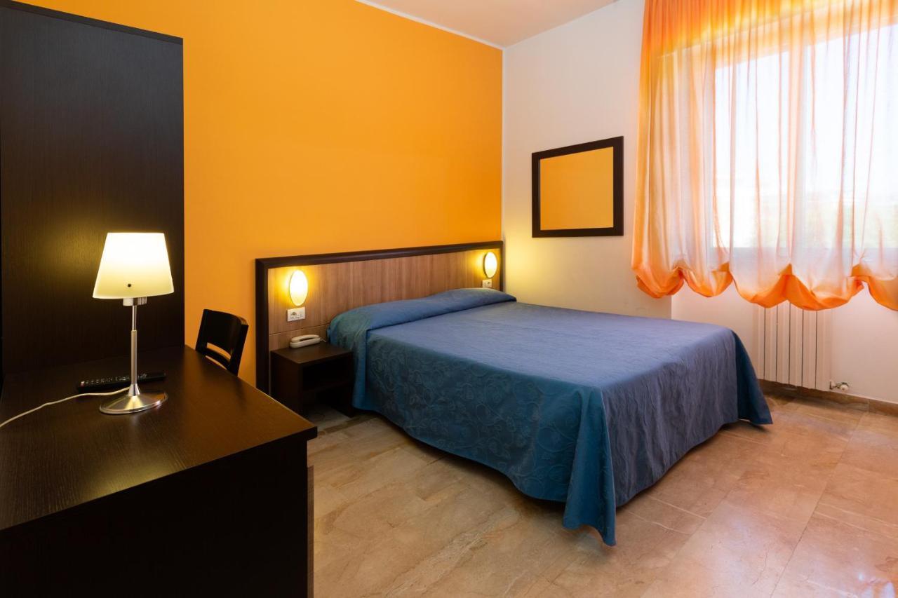 Hotel Belvedere Porto SantʼElpidio Exterior foto